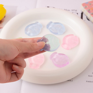 Autonomy Tpr Sea Bream Squishy Toy Transparent Glitter Stress Relief Fidget Toy pour les jeunes et les enfants unisexe - Product Image 1