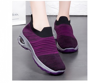 Chaussures de travail pour femmes avec coussin d'air pour augmenter la taille, antidérapantes, avec soutien de la voûte plantaire, chaussettes de sport, chaussures de marche tissées volantes pour femmes - Product Image 3