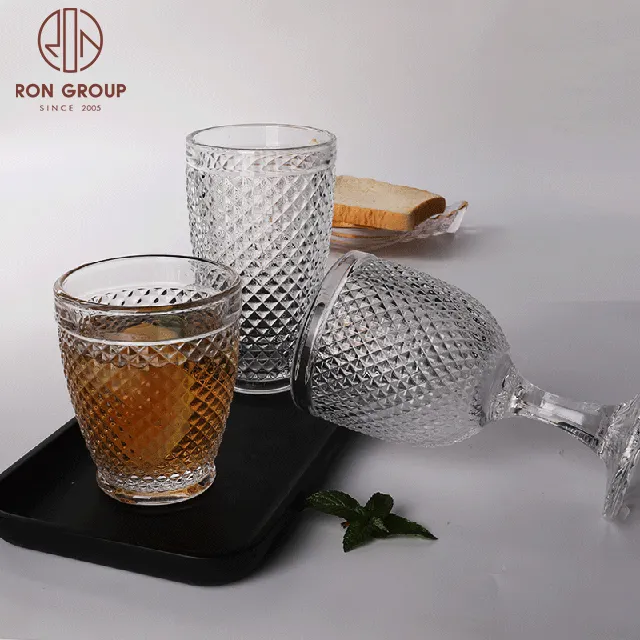 Classic style pitcher and water cups with engrave glassware set of 4pcs glass whiskey wine cup for wedding hotel