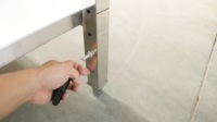 Table de travail robuste en acier inoxydable, plan de travail alimentaire robuste avec plateau en bois et hauteur réglable, table de conditionnement lourde