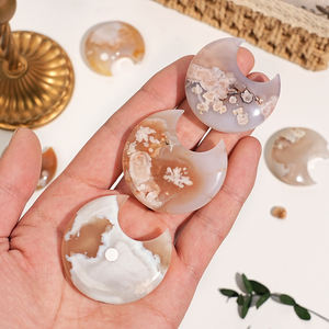 Venta al por mayor de Ágata de Flor de Cerezo Natural Tallada en Forma de Luna, Pulida, Ágata de Flor Incompleta en Forma de Media Luna para el Amor y la Decoración del Hogar - Product Image 1