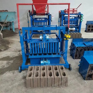 Máquina de Blocos de Cimento Semi-Automática de Alta Qualidade e Fácil Operação com Motor, Design de <span class=keywords><strong>3</strong></span> Furos, Tensão 220V/380V - Product Image 1