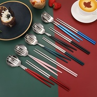 Ensemble de couverts en acier inoxydable avec logo personnalisé, style coréen, plaqué or, baguettes, cuillère, fourchette, avec poignées colorées