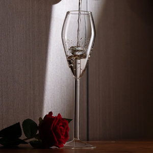 Personnalisé Vintage Lumineux 3D Diamant Verre tasse bar Vin Verrerie flûte à <span class=keywords><strong>champagne</strong></span> avec Diamant à l'intérieur pour la Fête de Mariage à la Maison - Product Image 3