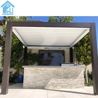 Pergola en aluminium robuste Sweet Home avec toit motorisé, pavillon bioclimatique résistant aux intempéries et lames orientables