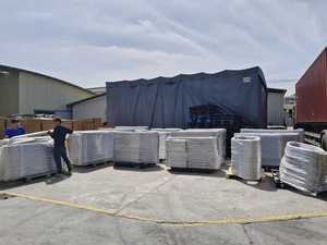 Équipement d'échelle de <span class=keywords><strong>piscine</strong></span> anti-dérapant en gros d'usine 304/316 caractéristiques en acier inoxydable échelles de type bride en caoutchouc pour piscines - Product Image 6