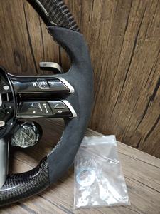 Volant en fibre de carbone fait main de luxe avec boutons OLED pour <span class=keywords><strong>Mercedes</strong></span> <span class=keywords><strong>AMG</strong></span> W213 W222 G63 C43 GLS53 GT50 A45 |   Vente en gros OEM - Product Image 3