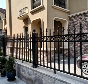 ألواح سياج معدنية خارجية للحدائق مقاومة للصدأ مطلية بالبودرة بألوان مخصصة وتصميم ثلاثي الأبعاد للمنازل - Product Image 2