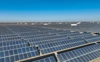 Pompe solaire Lebria et panneau solaire photovoltaïque, panneau solaire PV, structure de montage au sol