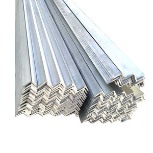 Barre d'angle d'angle d'angle en acier inoxydable <span class=keywords><strong>50x50x5</strong></span> 304 Durable anti-corrosion pour les applications d'immeubles de bureaux laminés à chaud - Product Image 1