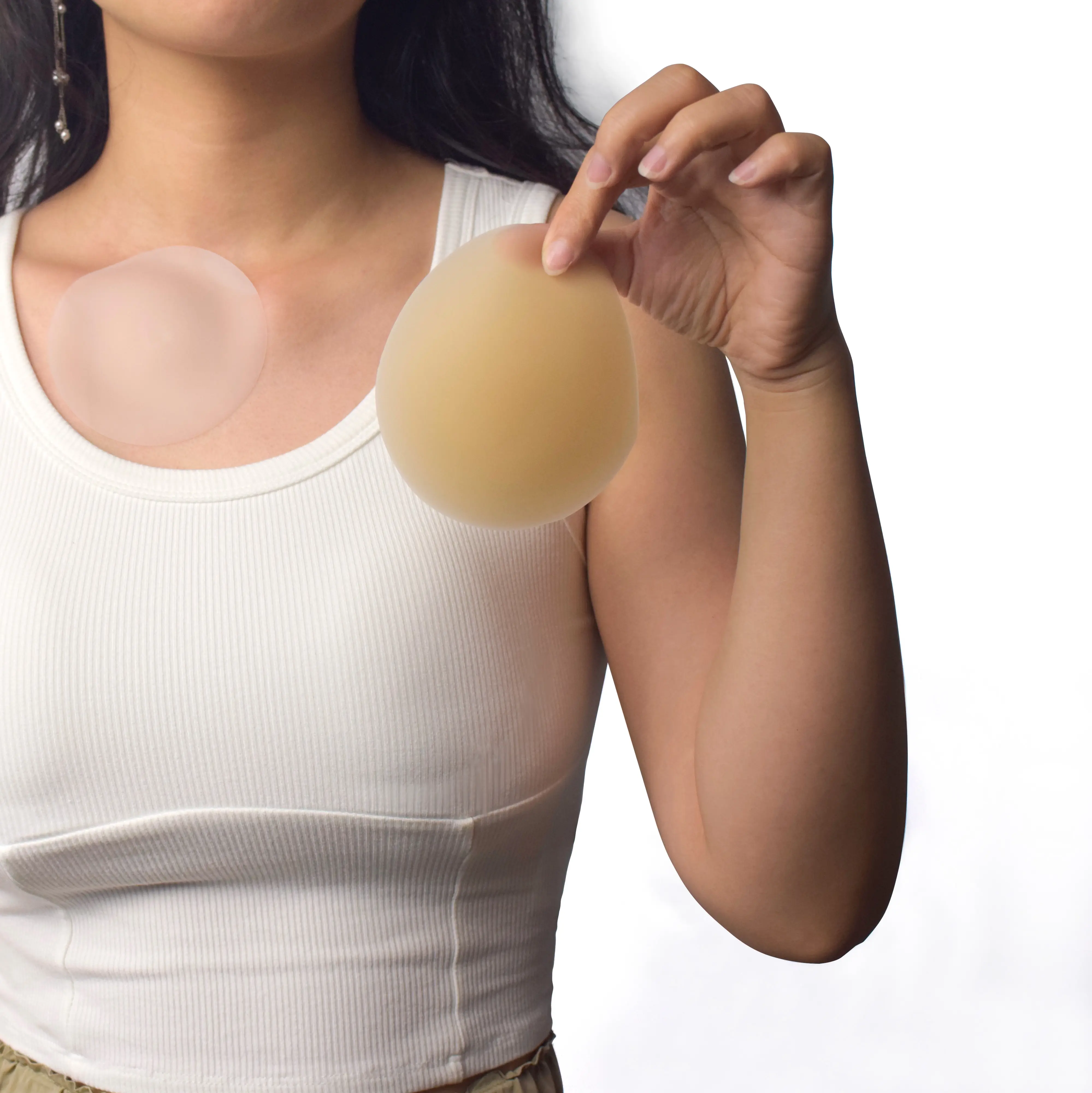 غطاء صدر غير مرئي متوفر بالمخزون رقيق سلس قابل لإعادة الاستخدام من السيليكون غير مرئي لا يظهر ما تحته بطانة حمالة صدر لاصقة أغطية حلمات