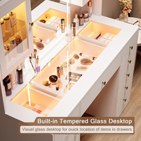 Commode de chambre contemporaine en bois laqué blanc, écologique, durable, haut de gamme, avec miroir sur pied à LED et bureau de maquillage de luxe