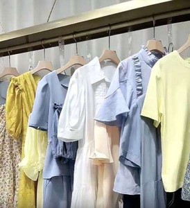 Nouveau Stock de Vêtements d'Occasion pour Femmes, Marques Variées, Tailles Petites : Robes, T-shirts, Chemises, <span class=keywords><strong>Pantalons</strong></span>, Jupes - Product Image 6
