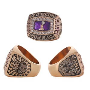 Anneaux de champion JAMES 23 personnalisés en usine 2020, anneau en alliage plaqué or de haute qualité classique pour les cadeaux d'anniversaire des fans - Product Image 1