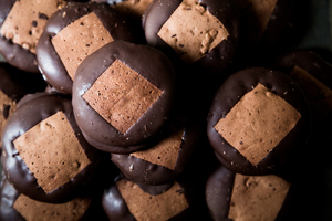 PNB Pan Premium estilo K casero Aperitivo de panadería artesanal tradicional con relleno de crema de pastel de Choco Pan de chocolate hecho a mano - Product Image 4