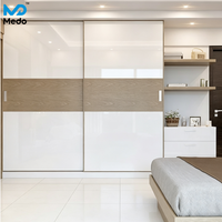 Armoire coulissante moderne en gros, prête à assembler (RTA), en bois, pour maison et villa, fabrication OEM/ODM sur mesure