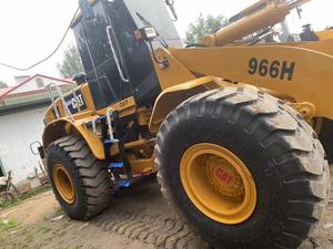 รถตักล้อยางมือสอง Caterpillar 966H ขนาด 45 ตัน กำลังเครื่องยนต์ 70 กิโลวัตต์ ผลิตในญี่ปุ่น - Product Image 3