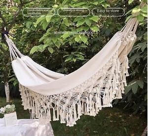 <span class=keywords><strong>Hamac</strong></span> de camping suspendu anti-retournement <span class=keywords><strong>en</strong></span> toile épaisse de style princesse avec pompons, pour <span class=keywords><strong>2</strong></span> <span class=keywords><strong>personnes</strong></span>, capacité 200 kg, utilisation toutes saisons - Product Image 5