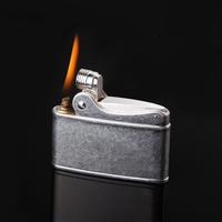 Briquets kérosène vintage avec logo personnalisé personnalité créative briquet à meule en silex à l'ancienne