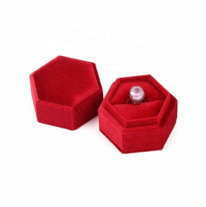 Low price custom romantic red hexagon velvet packaging wedding necklace ring box jewelry