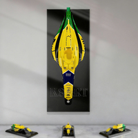 Décoration murale artistique personnalisée en résine de fibre de verre peinte à la main, sculpture de cadre de voiture de course F1, modèle de voiture de course imité Ksart