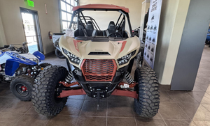 รถอเนกประสงค์ Teryx KRX 1000 Rock Edition Turbo สำหรับขับขี่ออฟโรด เครื่องยนต์ 999 ซีซี 110 แรงม้า แบบสองสูบเรียง ระบบเกียร์ CVT ระบบกันสะเทือนสำหรับงานหนัก สำหรับขับขี่บนพื้นที่ขรุขระ - Product Image 3