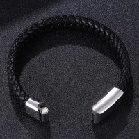 Bracelet en cuir noir tressé vintage avec fermoir magnétique pour homme, vente en gros dropshipping de bijoux de luxe pour hommes