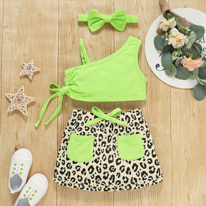 Ensemble d'été pour bébés filles : Haut imprimé léopard à bretelles spaghetti et épaules dénudées, idéal pour les photos en ligne - Product Image 1