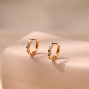 2025 nouveau gros haute qualité 18k plaqué or médaillon coloré Zircon mode bijoux cerceau coeur boucles d'oreilles pour les femmes prêt à expédier - Product Image 3