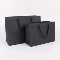Sacs en papier kraft pour emballage cadeau de cosmétiques haut de gamme en petites séries, pour la publicité de sacs à main en magasin de mode, prêts à l'emploi