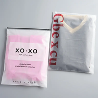 Sacs à vêtements avec fermeture éclair personnalisée, sacs à fermeture éclair en PE mat/givré pour vêtements décontractés, sous-vêtements, petits vêtements, vêtements
