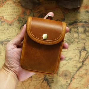 Sac banane vintage en cuir de vachette véritable pour homme, portefeuille court portable avec fermeture à bouton - Product Image 3
