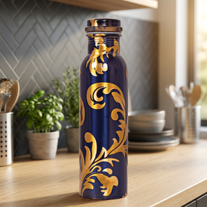 Bouteille d'eau vintage en métal bleu et or à motif floral, portable, avec couvercle - Product Image 4