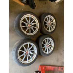 JAGUAR F-TYPE SET di 18 pollici ruote con pneumatici (argento) - Product Image 5
