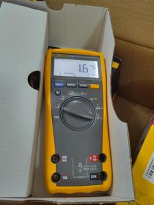 E F179C 1000V AC/DC 10A AC/DC (0.5% + 3) Precisión, Pantalla de 2 Dígitos, Uso Industrial, Indicador de Batería Baja, ABS - Product Image 1