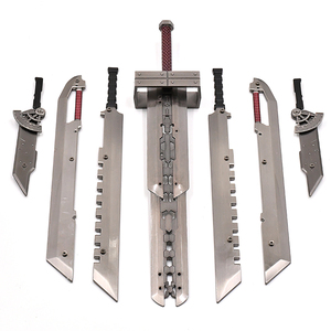 Haute qualité 34 cm finale de fantaisie jeu de rôle épées alliage assembler nuage Strifes épée porte-clés Cosplay accessoires - Product Image 1