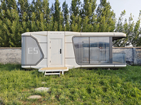 Maison capsule préfabriquée moderne extensible, cabine mobile modulaire avec salle de bain et cuisine, écologique pour le glamping et les touristes