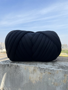 Filato Tubolare Gigante di Alta Qualità da 2cm Effetto Fresco per Lavorazione a Maglia a Braccia Filato Grosso Intrecciato Lavabile in Lavatrice - Product Image 4