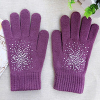 Gants tricotés chauds à la mode pour femmes pour l'automne et l'hiver Strass et polaire résistant au froid pour un usage quotidien