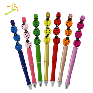 Di design FAI DA TE branelli di alfabeto Beadable <span class=keywords><strong>Penne</strong></span> stampato <span class=keywords><strong>A</strong></span> <span class=keywords><strong>Mano</strong></span> perline bubblegum Perline Penna <span class=keywords><strong>A</strong></span> Sfera per i bambini - Product Image 3