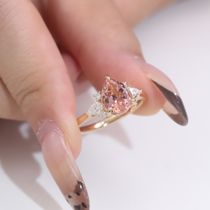 Hot <strong>Sale</strong> 3 Carat <strong>Alexandrite</strong> Gemstone <strong>Ring</strong> Pear Cut Lab Grown Gemstone <strong>Ring</strong> Hand Make 18k Gold <strong>Alexandrite</strong> Wedding <strong>Ring</strong> Women - Product Image 3