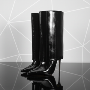 Bottines d'hiver à bout pointu et à <span class=keywords><strong>mollet</strong></span> <span class=keywords><strong>large</strong></span> pour femmes <span class=keywords><strong>Bottes</strong></span> de requin repliées en PU noir pour tenues élégantes - Product Image 1