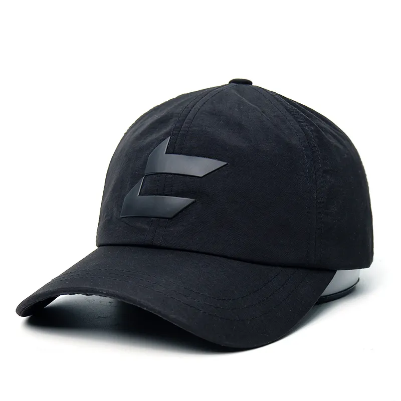 Qianzun üretici siyah ipli beyzbol şapkası ipek astar yapılandırılmamış 6 panel kauçuk logo beyzbol baba şapka