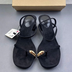 <span class=keywords><strong>Sandali</strong></span> Minimalisti Neri in Finta Pelle Scamosciata con Dettagli Dorati, Punta Quadrata, Tacco Basso e Largo, Eleganti Scarpe Estive da Cerimonia - Product Image 6