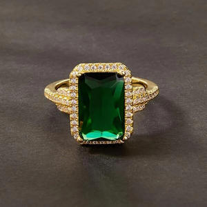 Bague de cocktail émeraude Q671 pour femme, sertie de pierres naturelles, style géométrique, bijou de fiançailles tendance - Product Image 3