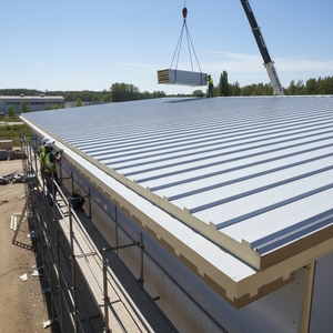 Panneaux de toiture isolés, panneaux sandwich PU pour toiture et mur, stockage <span class=keywords><strong>agricole</strong></span>, silo à céréales - Product Image 1