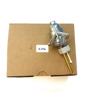 Valve Petcock de commutateur de réservoir de carburant de moto pour Yamaha LS3 YL2 <span class=keywords><strong>L2G</strong></span> YL2C M YB100 RX100 RS100 - Product Image 1