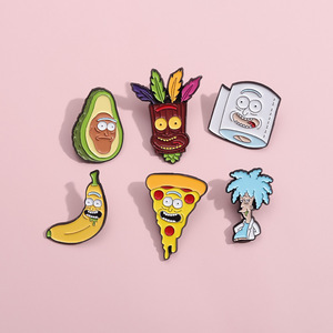 Promotion mignon créatif Mini banane Pizza avocat <span class=keywords><strong>papier</strong></span> toilette broche dessin animé modèle métal alliage émail pour épinglette métal - Product Image 3