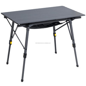 <span class=keywords><strong>Table</strong></span> de pique-nique pliable portable d'extérieur <span class=keywords><strong>avec</strong></span> hauteur réglable, plateau en aluminium enroulable et couche de maille - Product Image 1