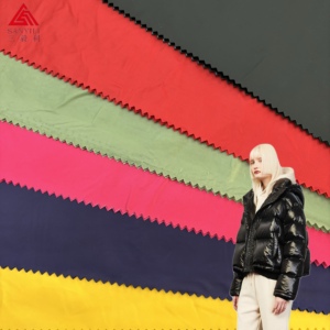 <span class=keywords><strong>Tissu</strong></span> en nylon 400T avec revêtement en PU brillant imperméable à l'eau <span class=keywords><strong>pour</strong></span> <span class=keywords><strong>doudoune</strong></span> - Product Image 2